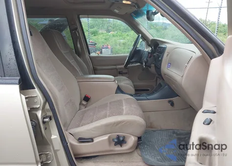 2000 Ford Explorer Xlt from USA, damaged, VIN 1FMZU83P1YZC35657